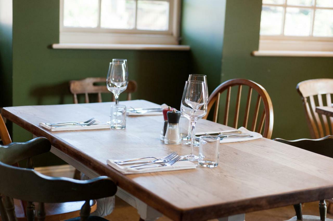 The Shepherd At Langham Boxted  Exterior photo